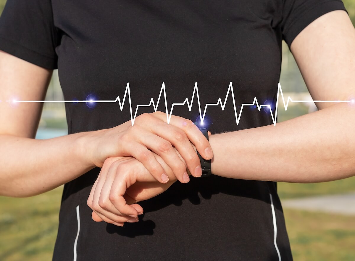 Heart Rate Variability: Your Daily Guide to Tracking and Boosting Resilience for Longevity